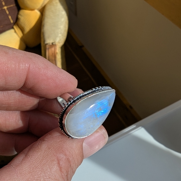 Rainbow Moonstone 925 Sterling Silver Ring - Picture 3 of 14